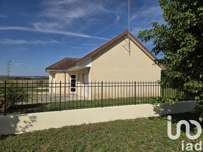 Maison - 92 m² - 5 pièces
