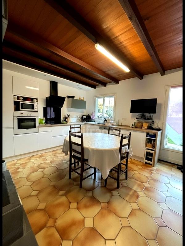 Maison - 68 m² - 5 pièces