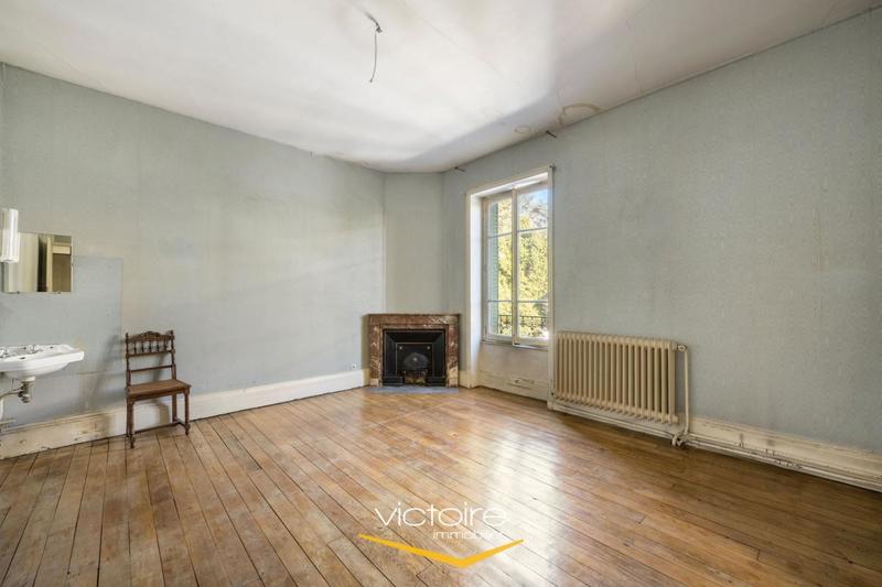 Maison - 163 m² - 7 pièces