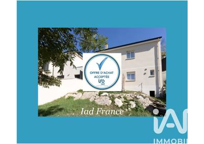 Maison - 83 m² - 4 pièces