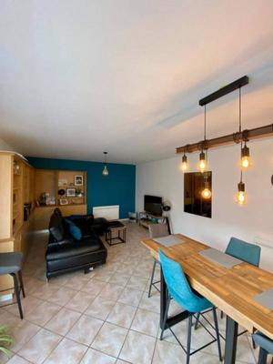 Maison - 80 m² - 6 pièces