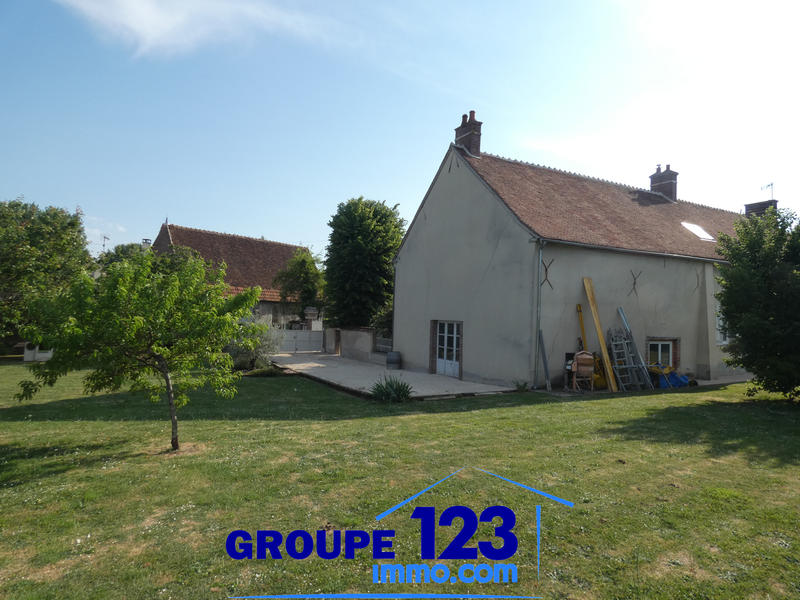 Maison - 369 m² - 9 pièces