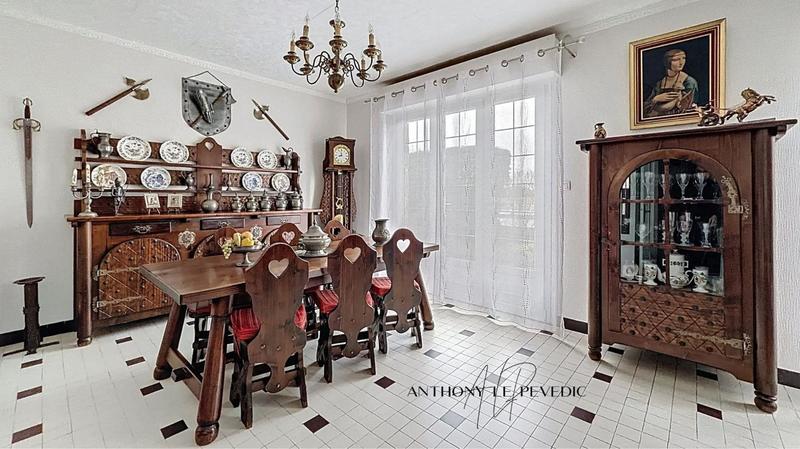 Maison - 120 m² - 7 pièces