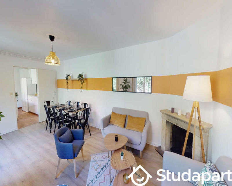 Chambre - 230 m² - 1 pièce