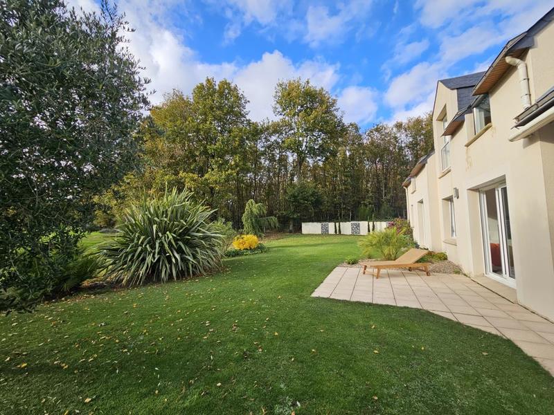 Maison - 190 m² - 8 pièces