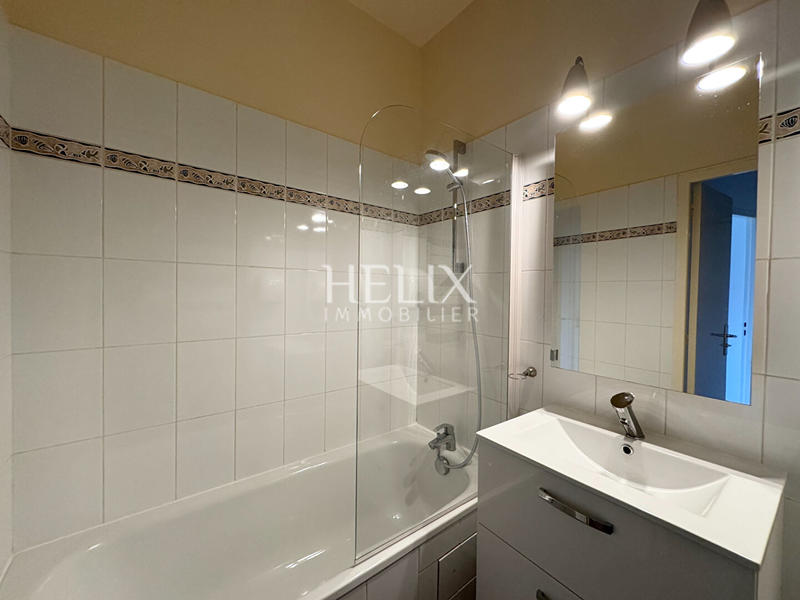 Appartement - 111 m² - 5 pièces