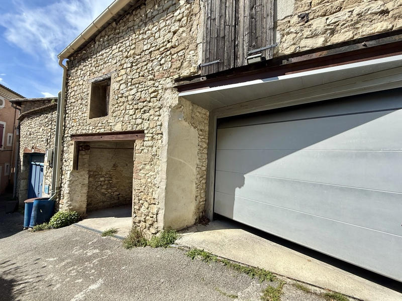 Maison - 240 m² - 10 pièces