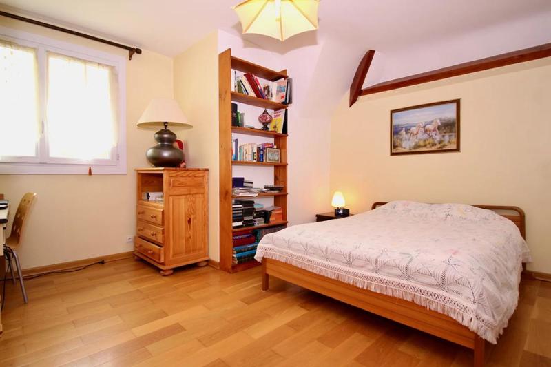 Maison - 183 m² - 6 pièces