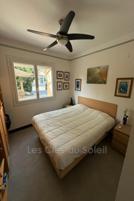 Villa - 180 m² - 9 pièces