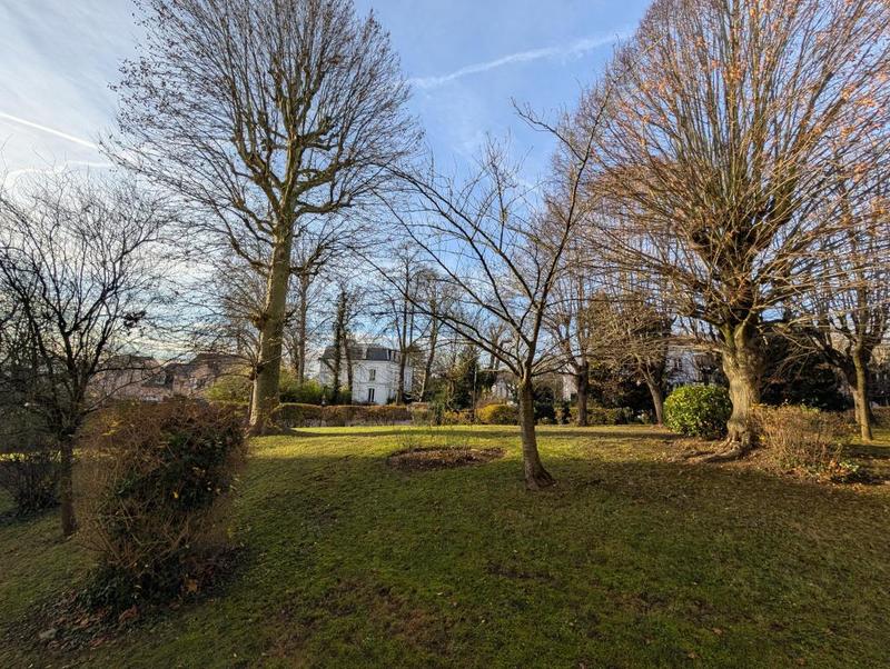 Appartement ancien - 70 m² - 3 pièces