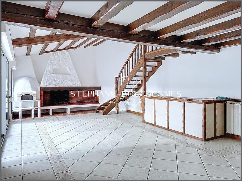 Maison - 188 m² - 6 pièces