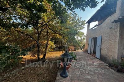 Maison - 141 m² - 6 pièces