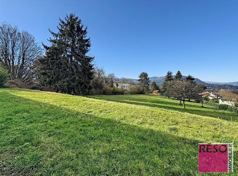 Maison - 230 m² - 7 pièces