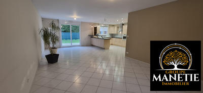 Maison - 155 m² - 8 pièces