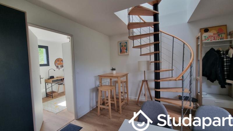 Chambre - 12 m² - 1 pièce