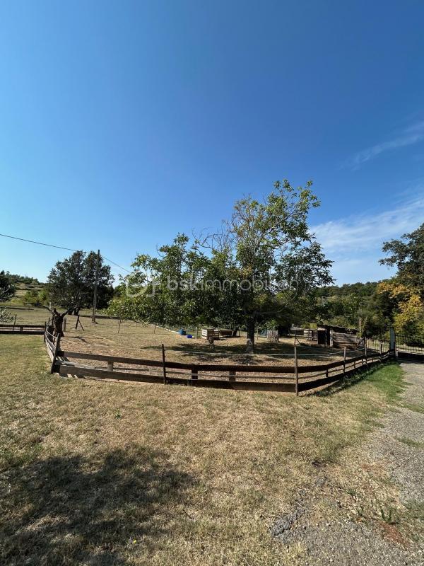 Mas - 259 m² - 12 pièces