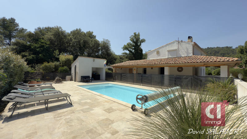 Maison - 172 m² - 6 pièces