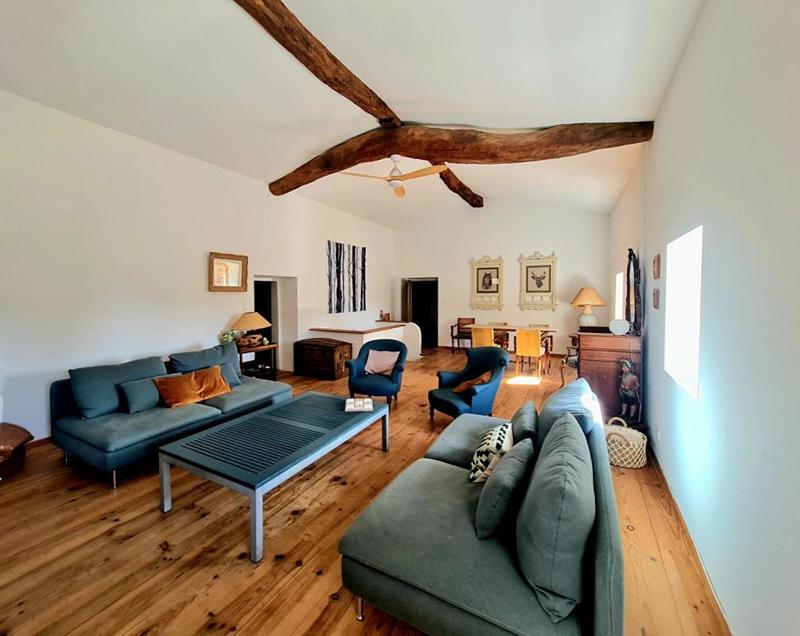 Mas - 523 m² - 15 pièces