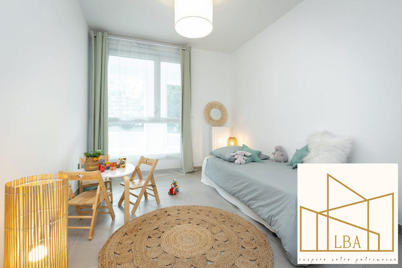 Duplex - 107 m² - 5 pièces