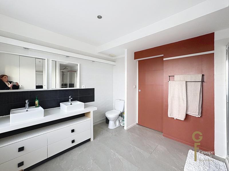 Maison - 157 m² - 5 pièces