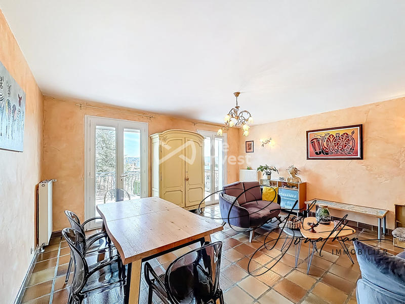 Maison - 142 m² - 5 pièces