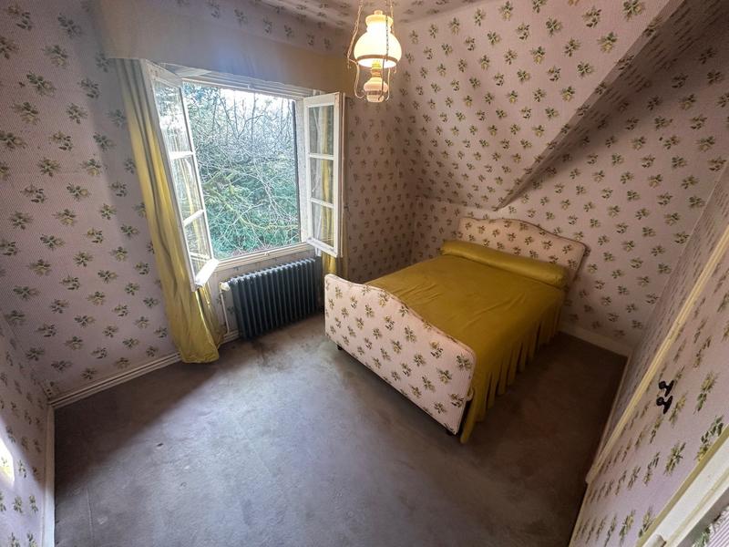 Maison - 200 m² - 7 pièces