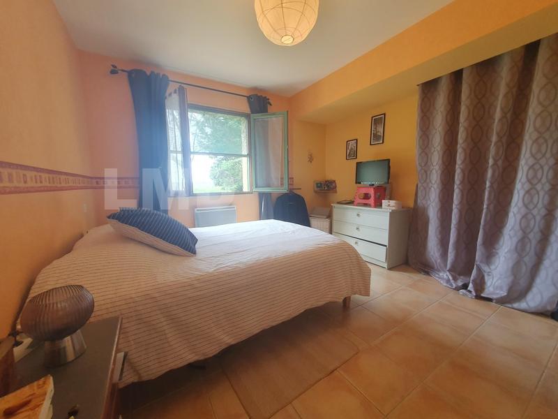 Maison - 193 m² - 7 pièces