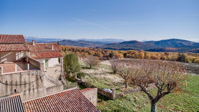 Maison - 409 m² - 13 pièces