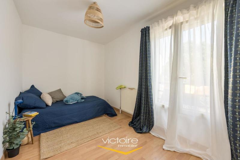 Appartement - 123 m² - 7 pièces