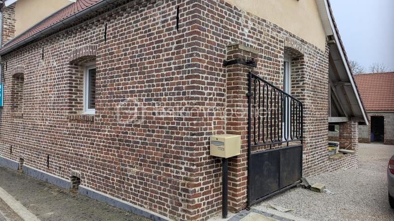 Corps de ferme - 250 m² - 8 pièces