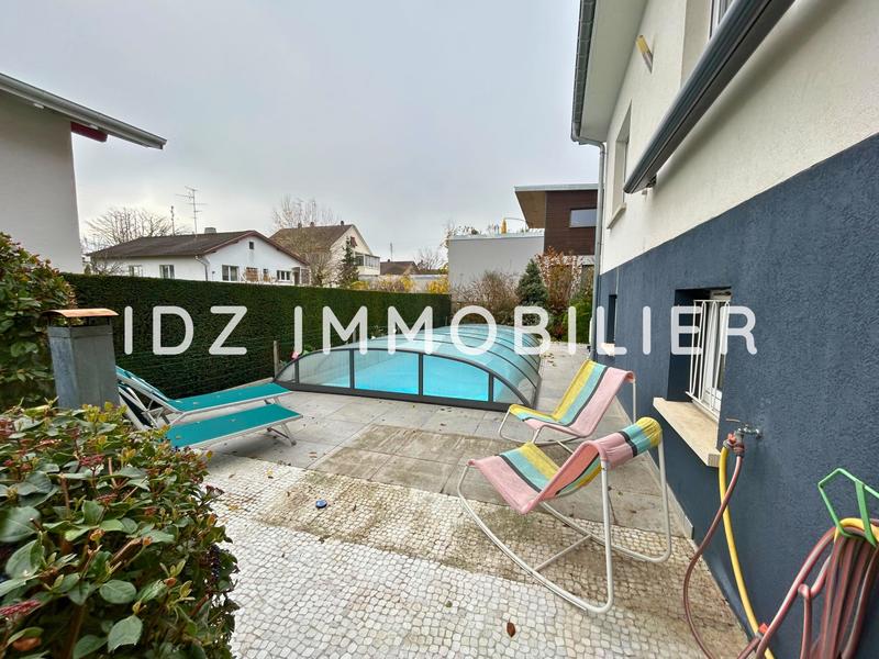 Maison - 185 m² - 4 pièces