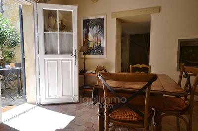 Maison en pierre - 92 m² - 5 pièces