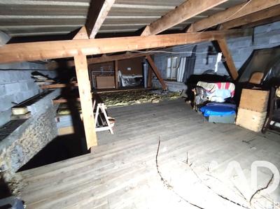 Maison - 98 m² - 2 pièces