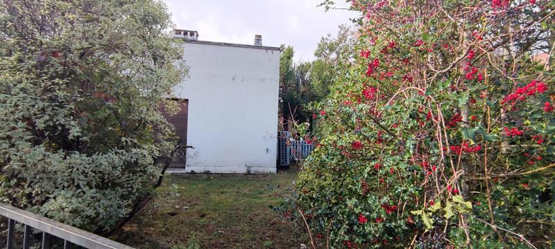 Maison - 227 m² - 10 pièces