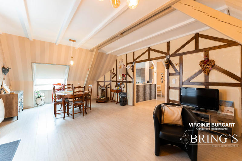 Maison - 176 m² - 7 pièces