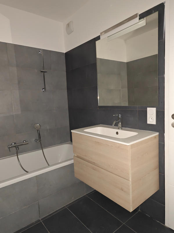 Appartement - 81 m² - 3 pièces