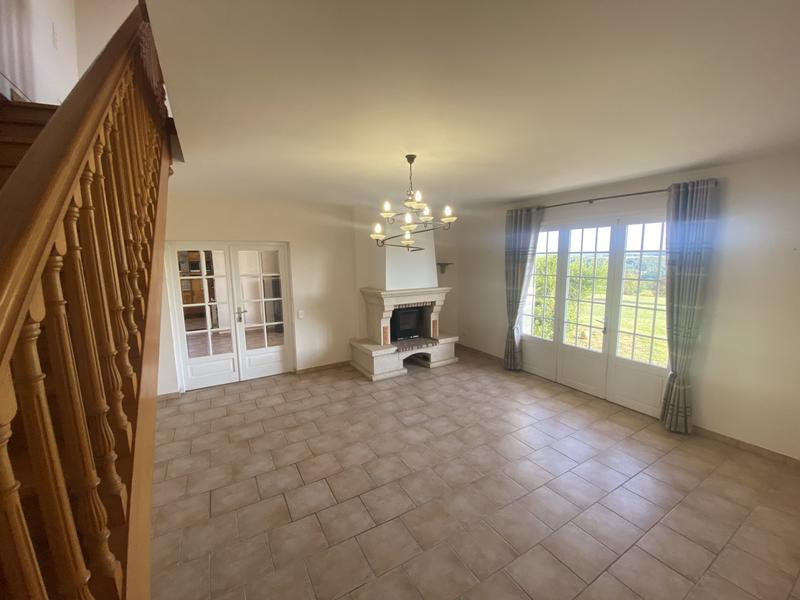 Maison - 162 m² - 5 pièces