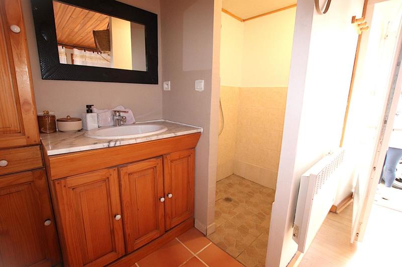 Villa - 80 m² - 4 pièces