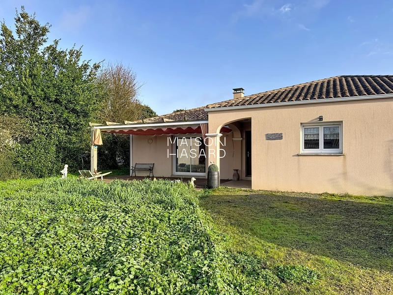 Maison traditionnelle - 106 m² - 4 pièces