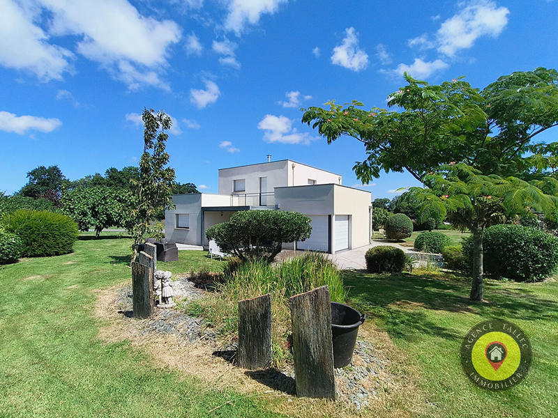 Maison - 136 m² - 5 pièces