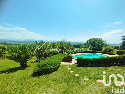 Maison - 293 m² - 10 pièces