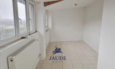 Maison - 80 m² - 5 pièces