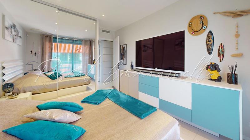 Appartement - 102 m² - 4 pièces