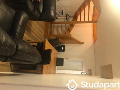 Chambre - 11 m² - 1 pièce