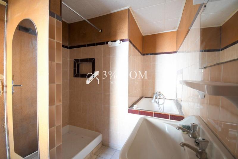 Maison de village - 90 m² - 5 pièces