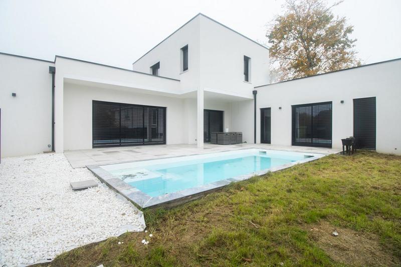 Maison - 170 m² - 6 pièces