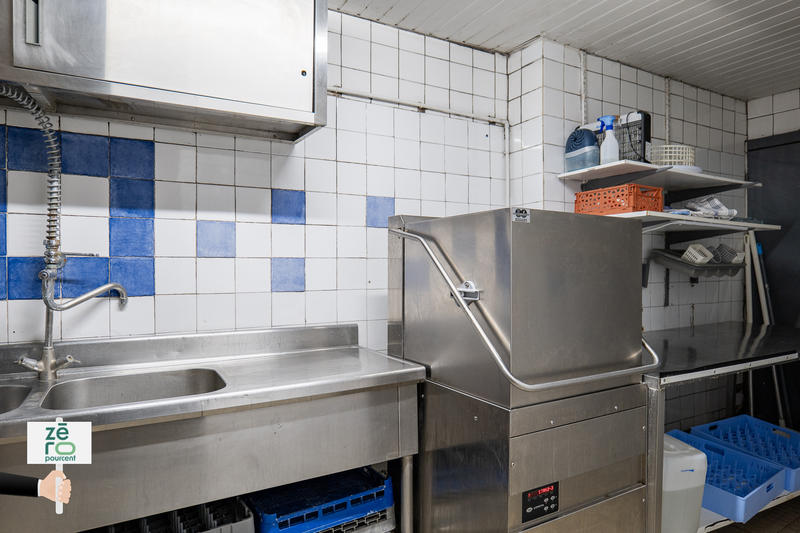 Fonds de commerce - Magasins - 100 m²