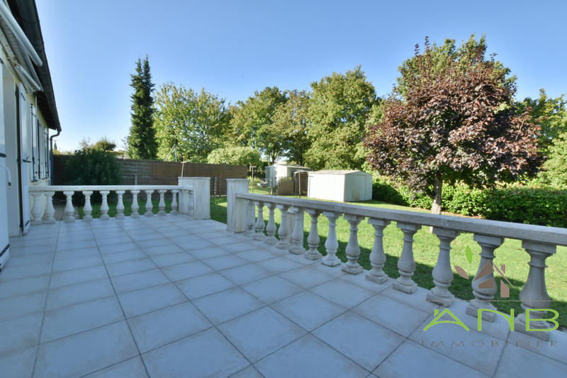 Maison - 102 m² - 6 pièces