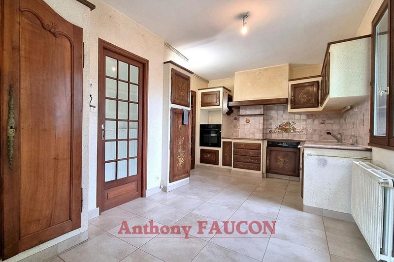 Maison - 162 m² - 7 pièces