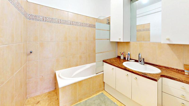 Appartement - 76 m² - 4 pièces